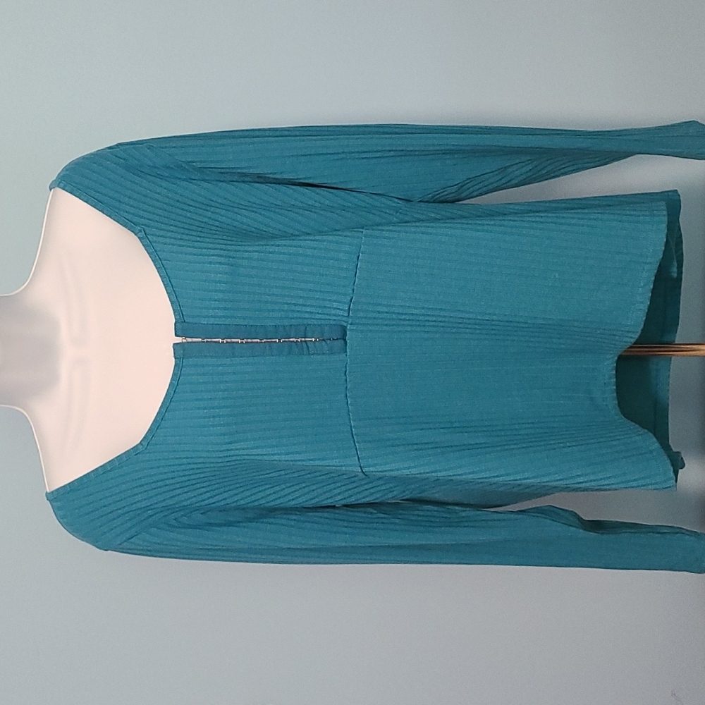 BRAND NEW! NEVER WORN!
